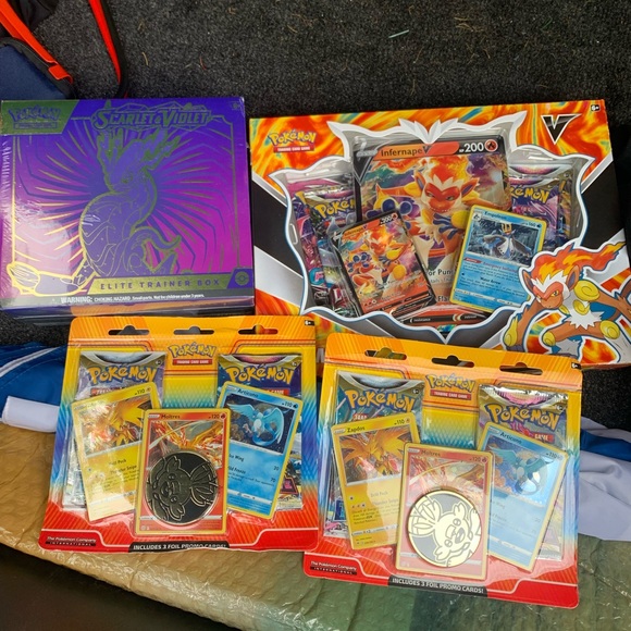 Plenty of new sealed Pokemon stuff - Picture 4 of 4